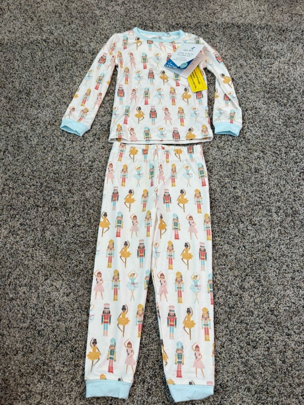 NWT Copper Pearl Christmas Two Piece Pajama Set “Juliet” Size 18 Months